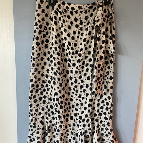 Whistles - Black Brushed Dalmatian Wrap Skirt - Size US8 / UK12 - Picture 1 of 10